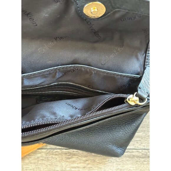 CALVIN KLEIN AUTHENTIC CROSSBODY SHOULDER BAG CHAIN PURSE BLACK GOLD ACCENTS - Picture 5 of 9